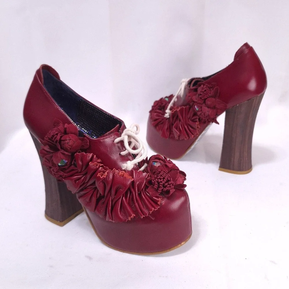 Irregular Choice Pertrisha Leather Floral Ruffle Platform Heels Womens‎ 6.5 Red
